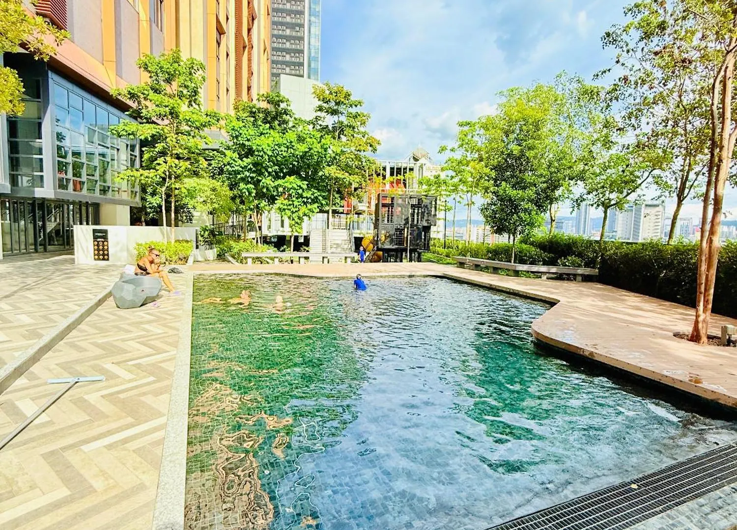 Sunset Infinity Escape Apartment At Lucentia Residence Куала-Лумпур