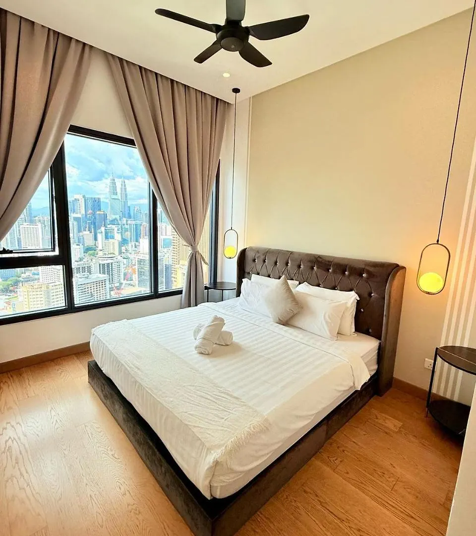 Sunset Infinity Escape Apartment At Lucentia Residence Куала-Лумпур Малайзия