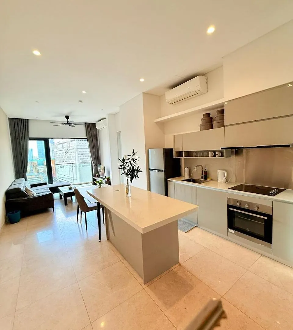 Sunset Infinity Escape Apartment At Lucentia Residence Куала-Лумпур