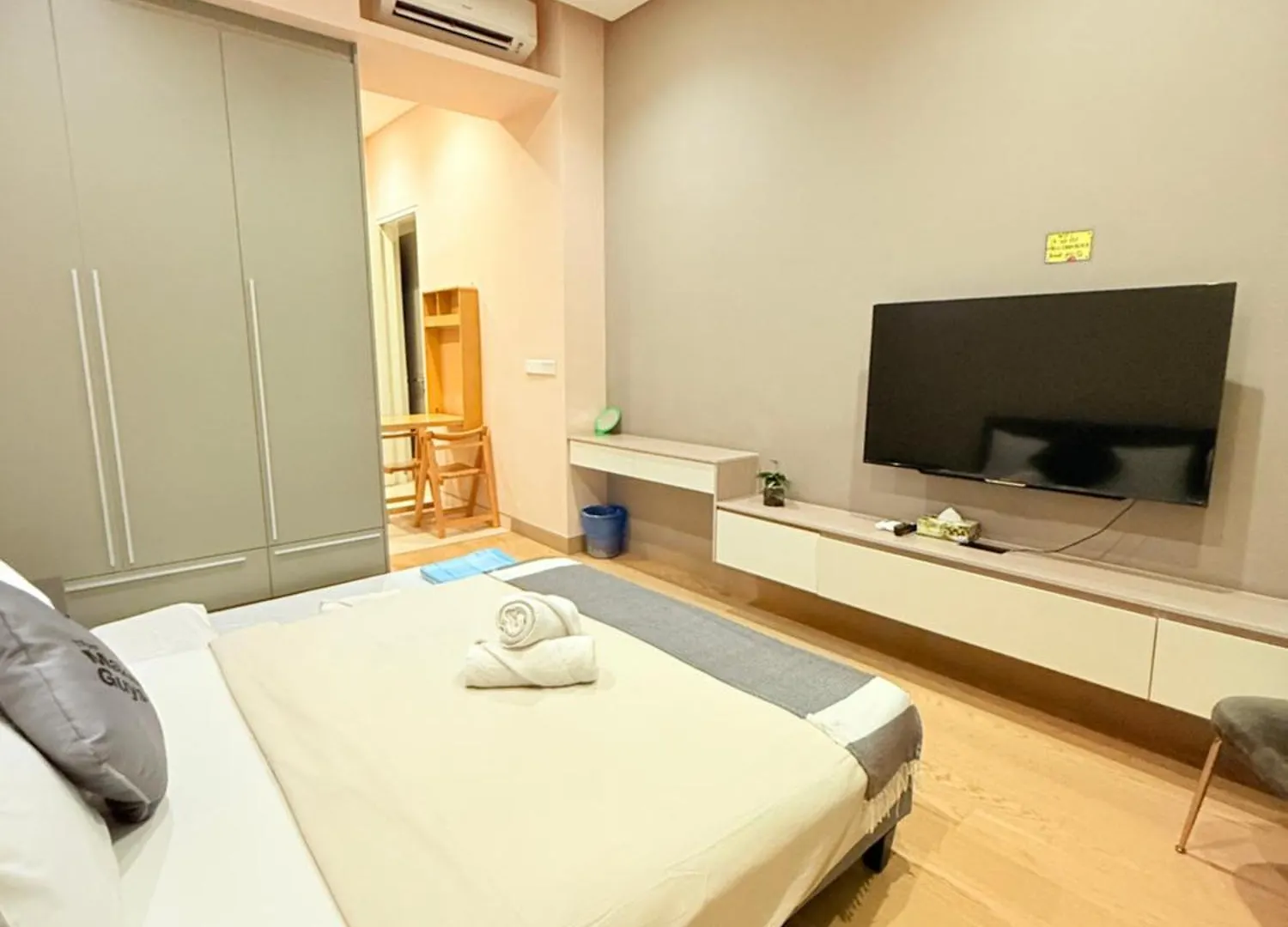 Sunset Infinity Escape Apartment At Lucentia Residence Kuala Lumpur