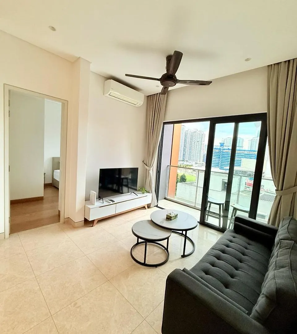 Sunset Infinity Escape Apartment At Lucentia Residence Kuala Lumpur 0*,